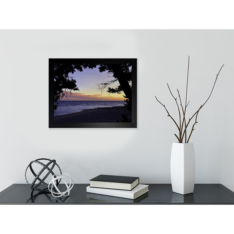 Silhouette de la mer - photographie, H 13,5 po x l 16,5 po x P 1,25 po, Papier encadré noir, Pas de tapis