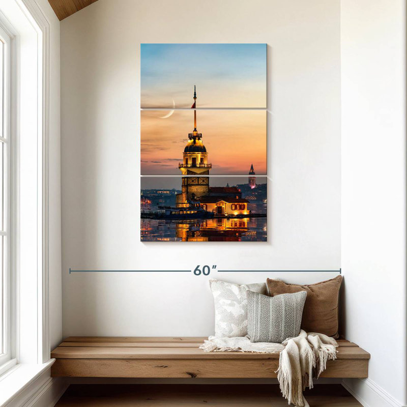 Sirci, Istanbul, Maiden Tower