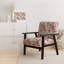 Chaise avec accoudoirs rembourrée et rétro rose