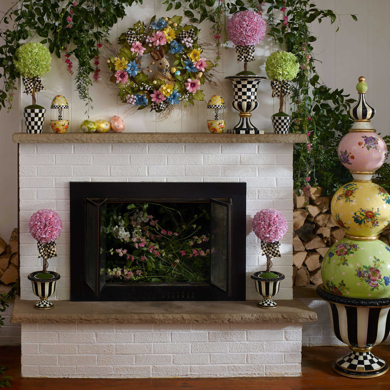 Courtly Check® Pedestal Tabletop Urn
