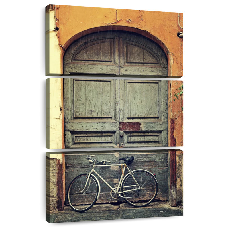 Vélo à la porte, H 32 po x l 20 po