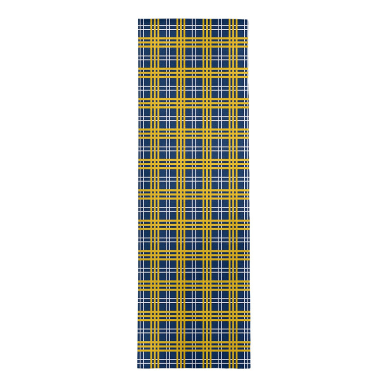 Plaid Indoor Rug, Runner 2'6" x 8'