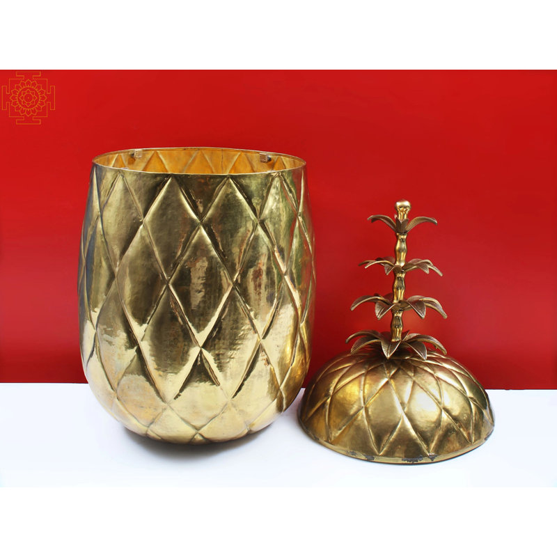Food & Beverage Figurines & Sculptures