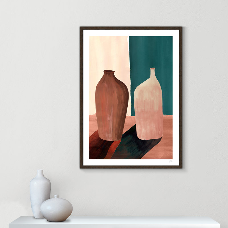 Contrast Pots Print par Violets Print House, L 25,5 po x H 35,5 po, Impression encadrée, Grain de bois noyer