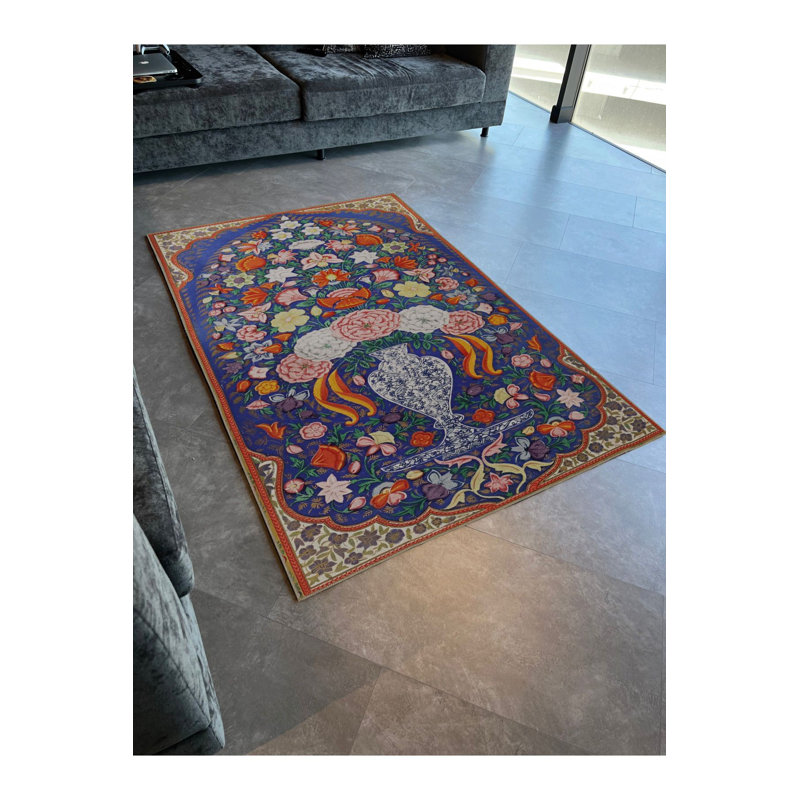 Tapis multicolore bleu à motif floral et rose, Sous-tapis rectangulaire de 3 pi 3 po x 4 pi 11 po