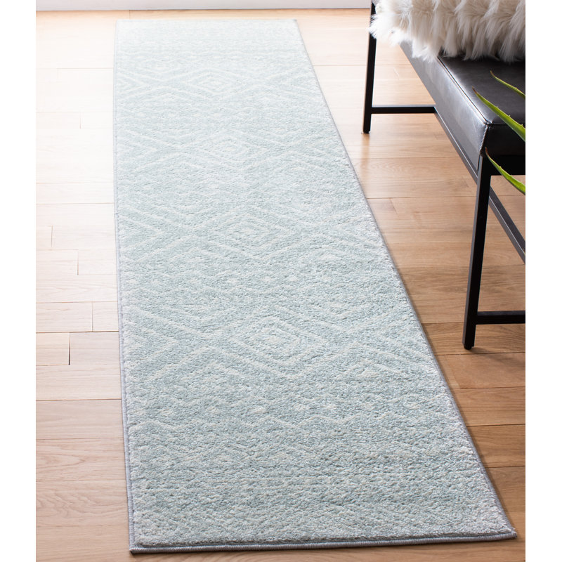 Strouse Performance Southwestern Rug, Runner 2' x 9'