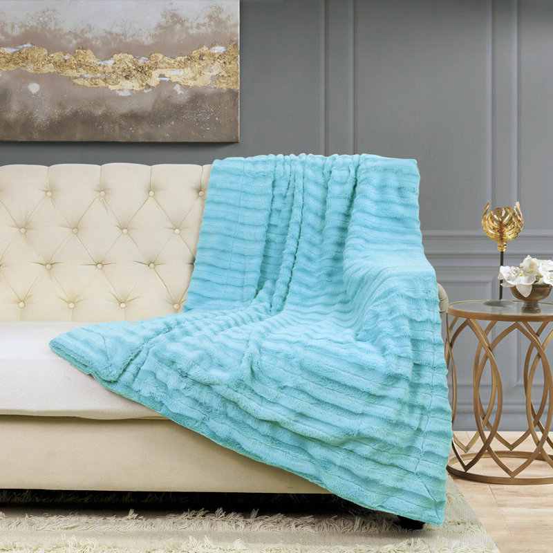 Jeté en fausse fourrure Derby, Bleu ciel, l 60 po x L 80 po