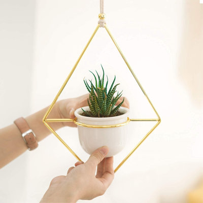 Danthai Hanging Planter