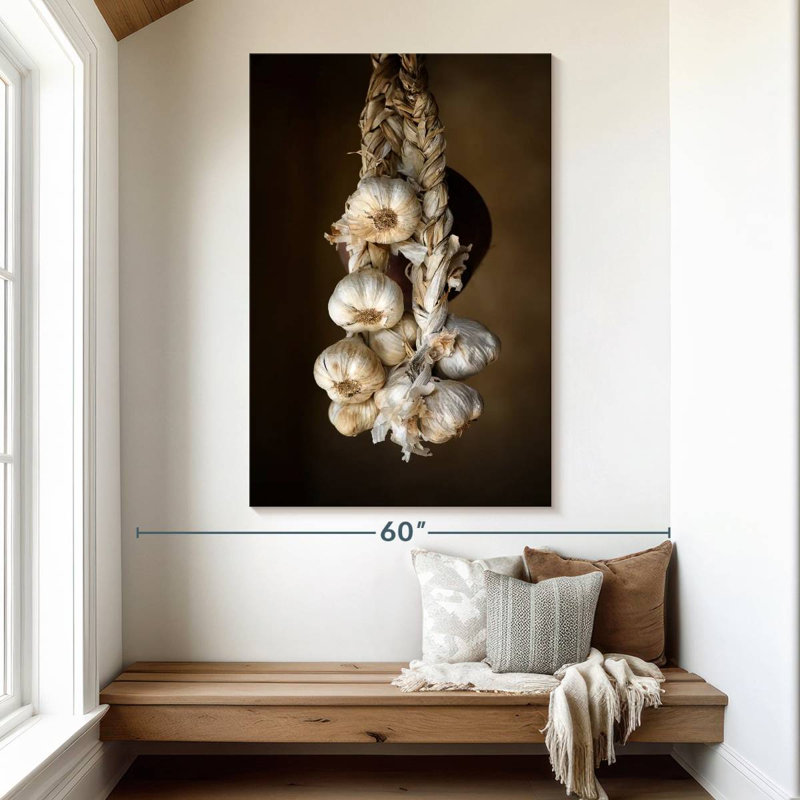Yarlin Garlic Braid, 51" H x 34" W