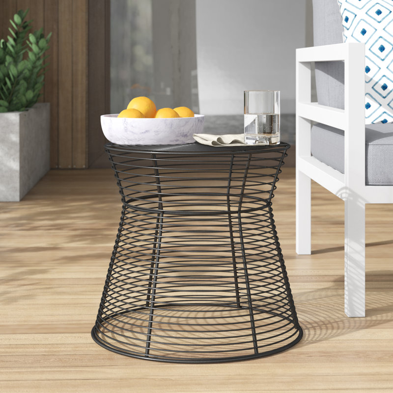 Table d'appoint en fer Danijela
