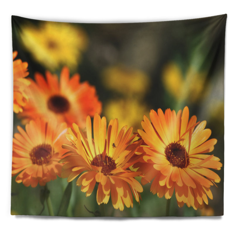 Tapisserie floral marigold de fleurs en fleur, H 32 po x l 39 po