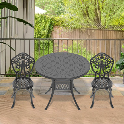 Set Of All-Weather Cast Aluminum Dining Furniture Set With Black Frame