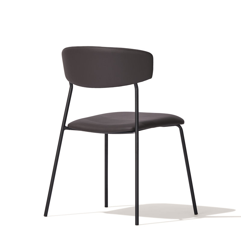 Chaise rembourrée Izhak, Brun café
