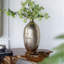 Vase en aluminium de conception transitionnelle