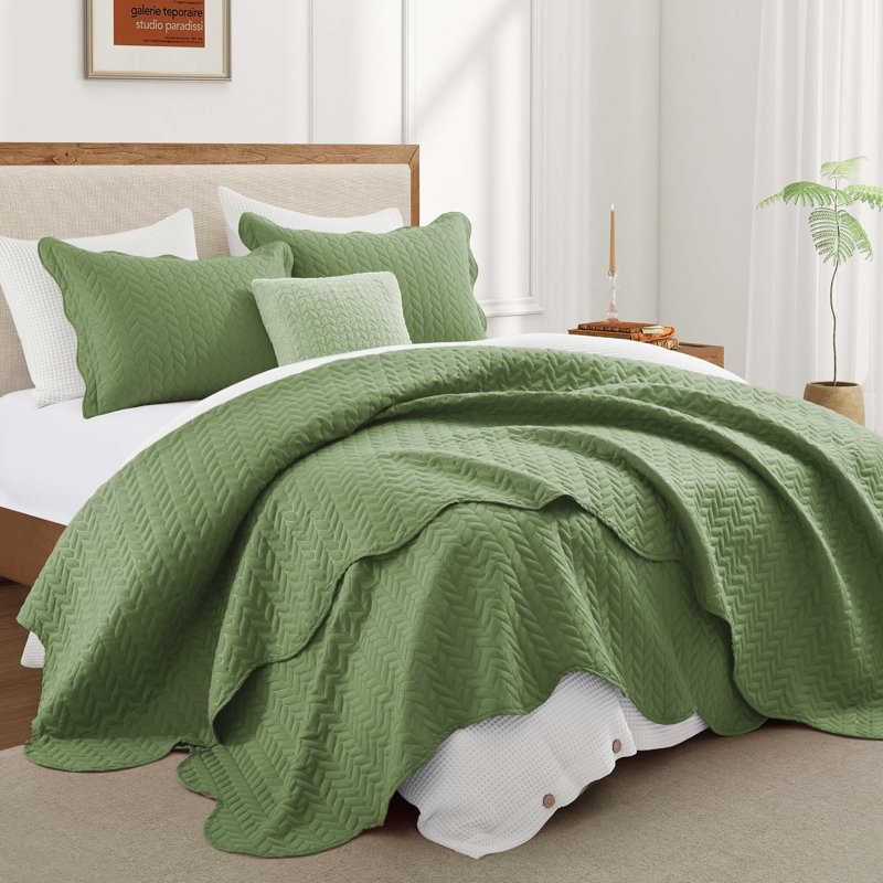 Embossed Microfiber Quilt Coverlet Set, King ( 106 Inc x 96 Inc ), Olive