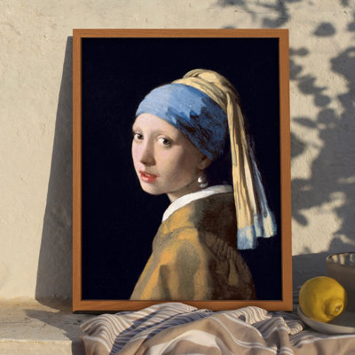 Vermeer's "Girl with a Pearl Earring" Reproduction - Dutch Golden Age Masterpiece with Enigmatic Glance for Home Decor