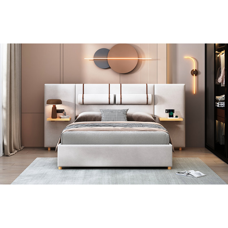 Grand lit tapissier en velours beige