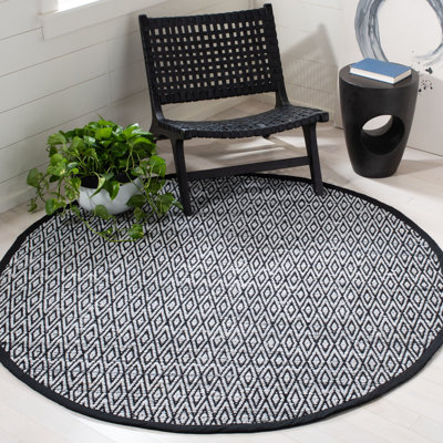 Montauk Hand Woven Performance Geometric Rug