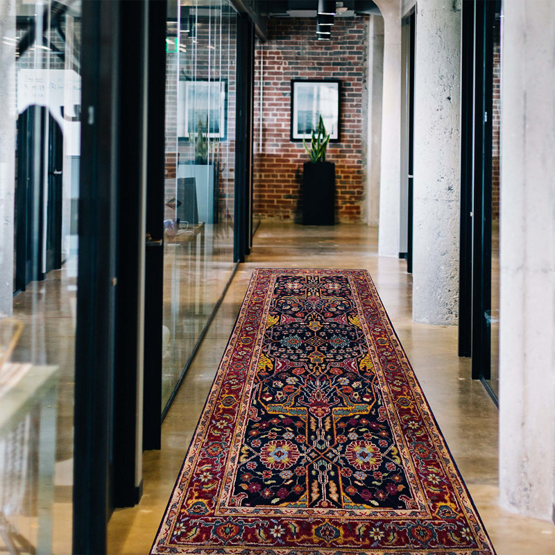 Elegant Wool Oriental Area Rug, Rectangle 2' x 3'