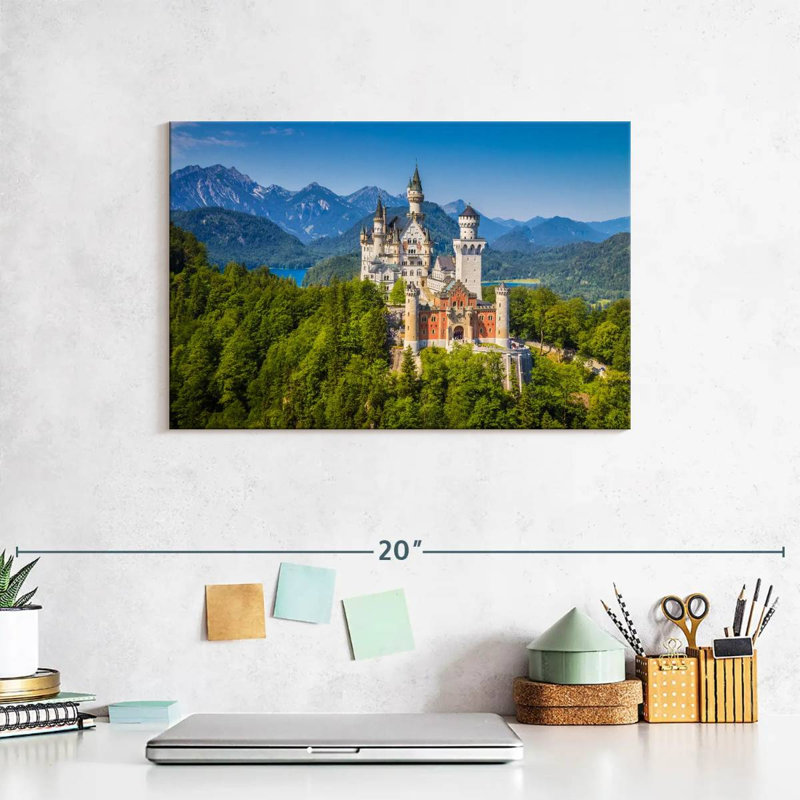 Lilie, château allemand de Neuschwanstein, H 8 po x l 12 po