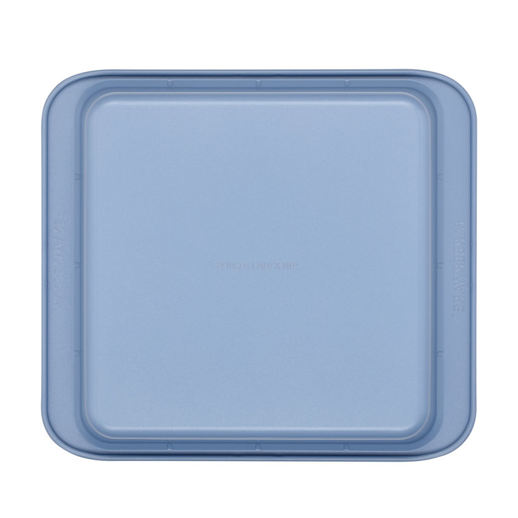 https://assets.wfcdn.com/im/1384976/resize-h755-w755%5Ecompr-r85/2520/252093299/Farberware+Easy+Solutions+Nonstick+Bakeware+Square+Cake+Pan%2C+9+Inch%2C+Blue.jpg