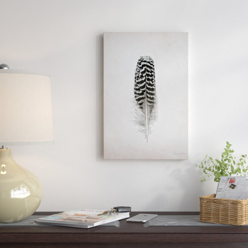 Plumes, impression sur toile tendue, H 12 po x l 8 po x P 0,75 po
