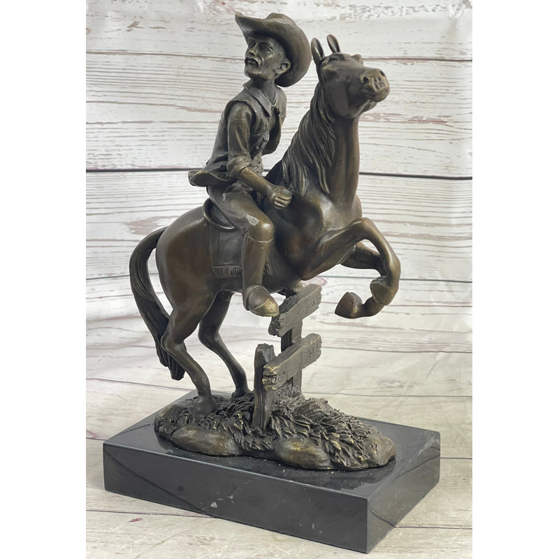Figurines et sculptures Valdeko