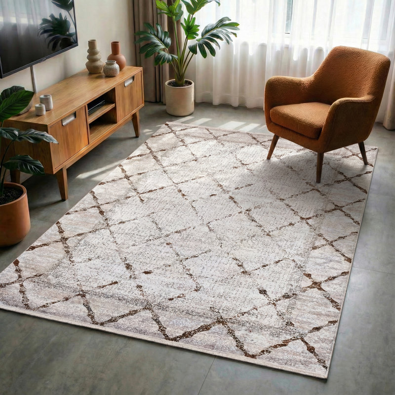 Tapis à motif géométrique beige Thambiah, Rectangle 3 pi 4 po x 6 pi 7 po