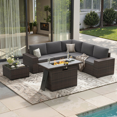 Outdoor Wicker Sectional Conversation Set With Wide Armrest