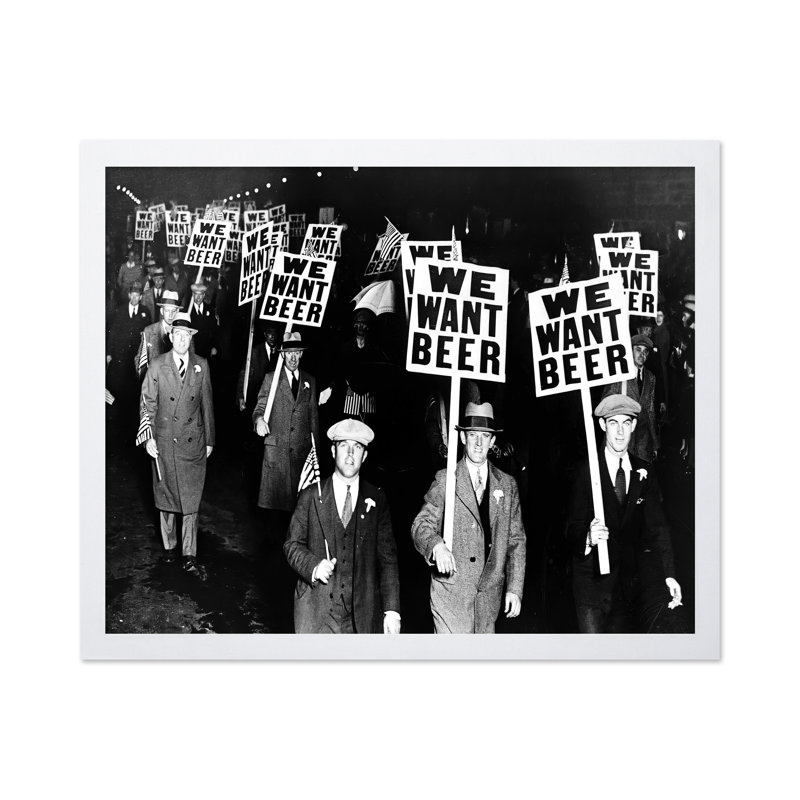 Nous voulons de la bière, Affiche, Encadrement brun, H 11 po x l 14 po