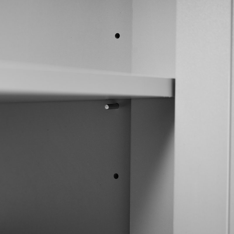 Meuble-lavabo double 84 po de 84 po, teinté gris, offrant 2 lavabos en céramique, un comptoir en quartz, 3 tiroirs de rangement, une tablette personnalisable et des poignées de corrosion de 84 po avec surface, tablettes et profondeur