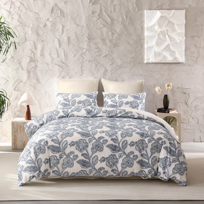 Cotton Clipped Jacquard 5pcs Comforter Set, with 2 Pillow Shams & 2 Euro Shams.