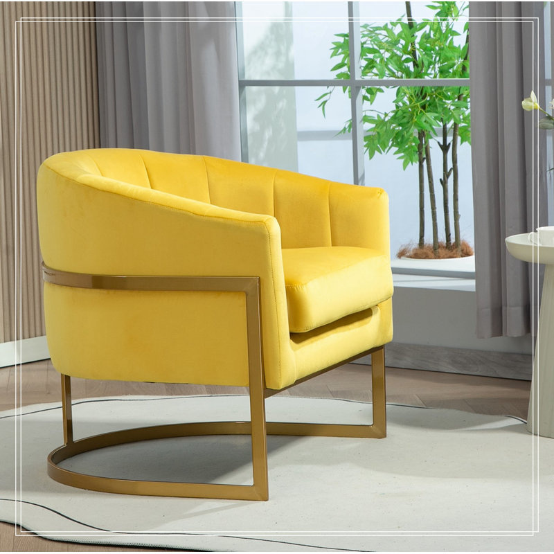 Velours Frederica avec assise douce et pieds en métal, Jaune