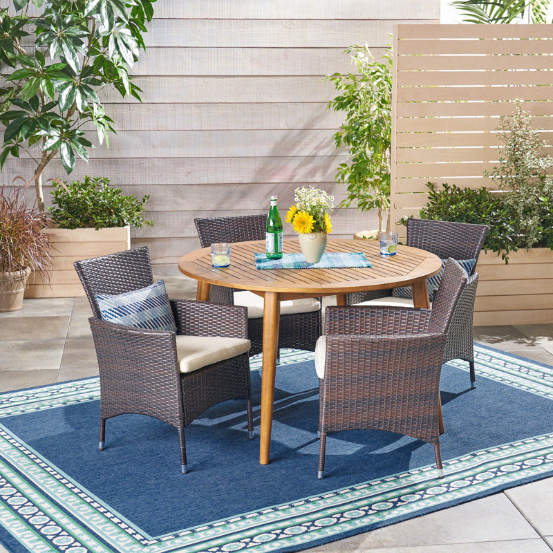 Ensemble repas d'extérieur 5 pièces avec coussins Cambriah, Teck / structure brune / coussin beige