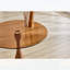 Petite table d'appoint en métal, parfaite pour les salons et les chambres-129380377