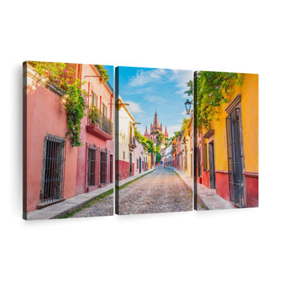 «Quaint San Miguel Street», 3 pièces sur toile