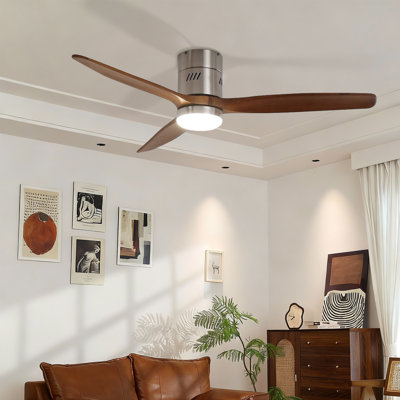 Ryme 52 po Ventilateur de plafond encastré standard en nickel clair avec éclairage à DEL et moteur à courant continu inclus