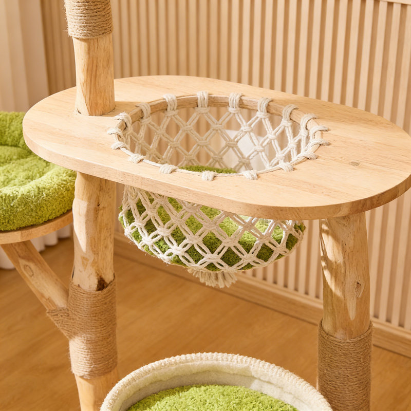 Structure d'escalade simple et créative pour chat