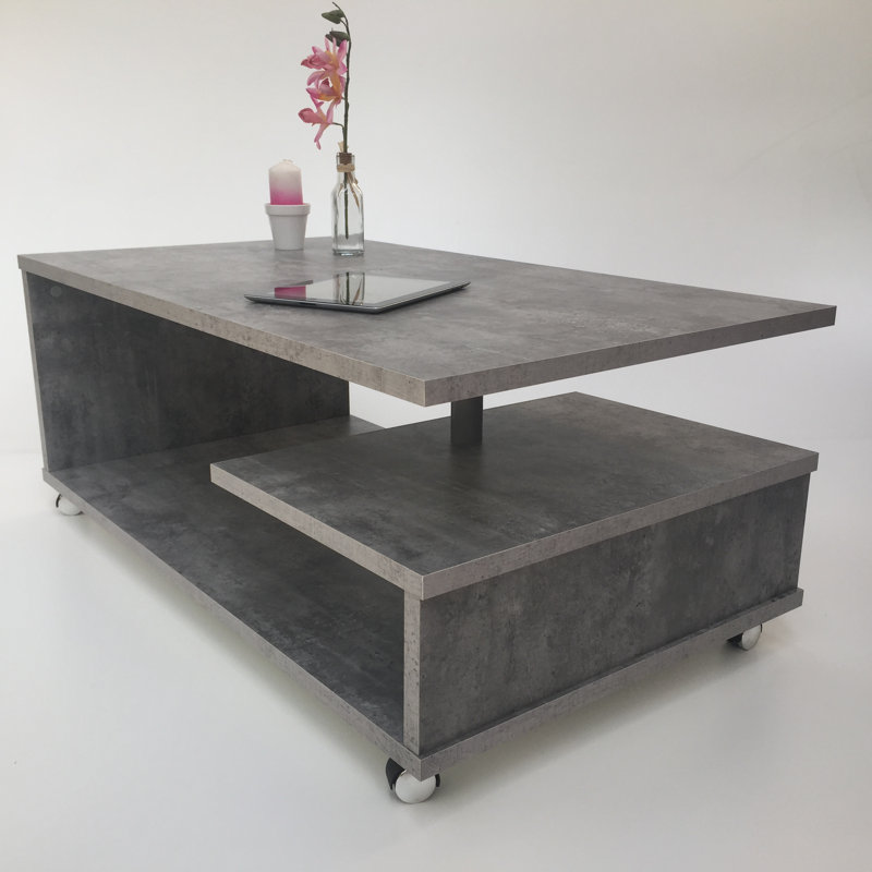 Selim coffee table, Concrete