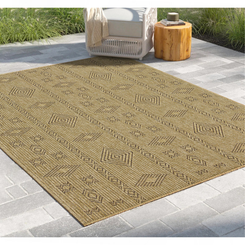 Mocha Indoor/Outdoor Area Rug, Rectangle 5'3" x 7'3"
