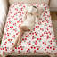 Jeté en flanelle à motif cerise-131376887