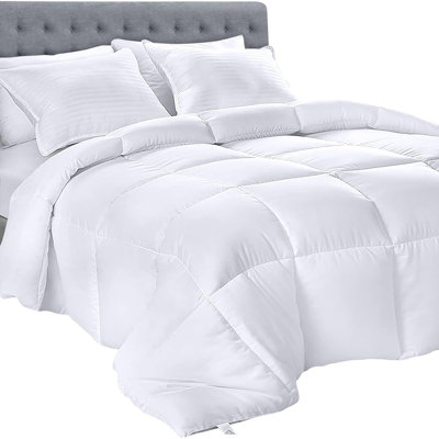 All Season 250 GSM Comforter - Soft Down Alternative Comforter - Plush Siliconized Fiberfill Duvet Insert - Box Stitched