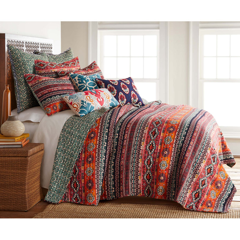 Vista King Quilt Set