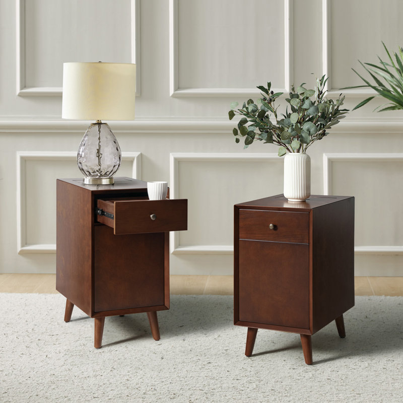 Table de bout moderne Mid-Century de 14 po avec rangement et prises intégrées Quintavion (ensemble de 2), Marron foncé