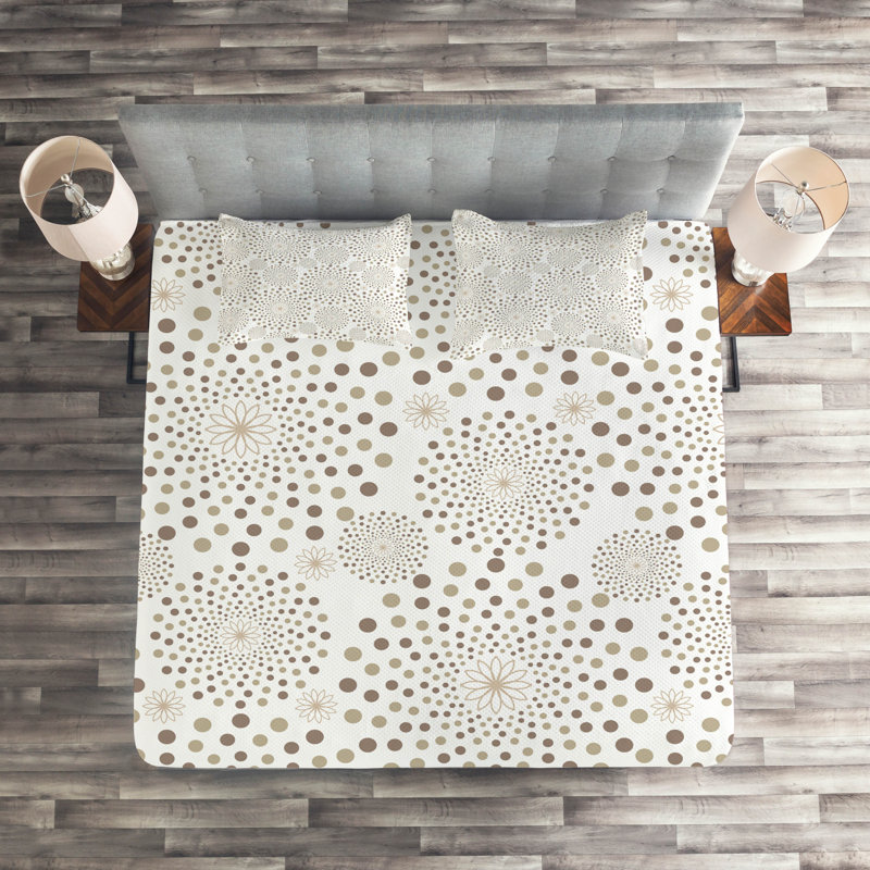 Polyester Dots Coverlet, King Bedspread + 2 Shams