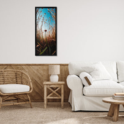 Giclée encadrée Daydream Botanical Meadow, conception par Decent Exposures