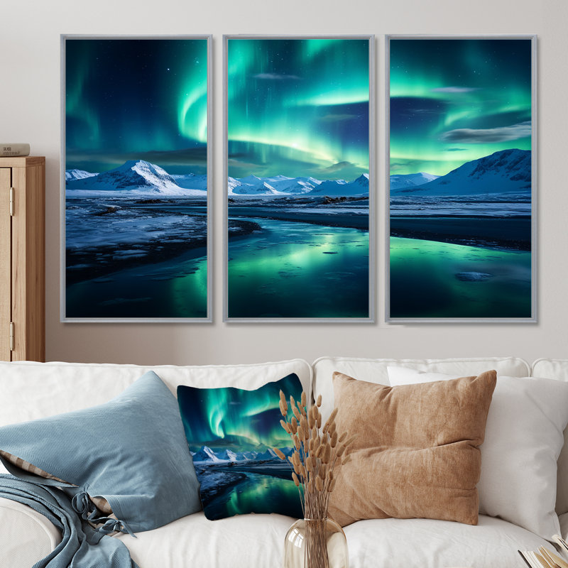 «Islandais Borealis Winters Aurora II», art mural Aurore boréale, H 40 po x l 60 po x P 1 po, Cadre flottant en érable