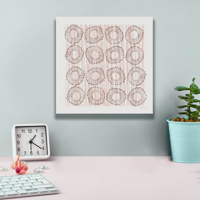 «Main Street Twirled Blush» par Cheryl Warrick, art mural