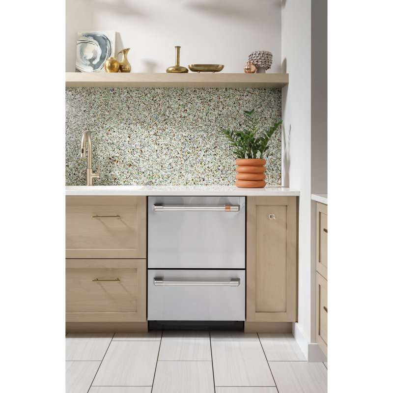 24" 49 dBA Built-In Digital Control Dishwasher, Matte Black
