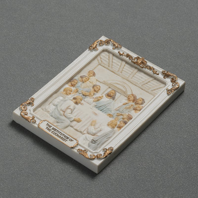 4.1 inches Length Polyresin  Luminous Mysteries the Institution of the Eucharist White and Gold Finish Figurine
